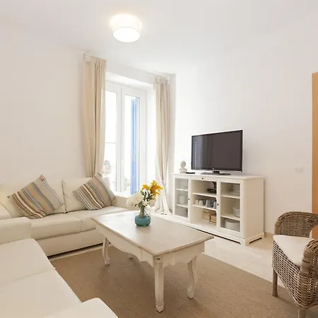 Wonderful 3 Bedroom In Apartment Sitges